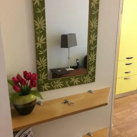 Studio Centre Apartment