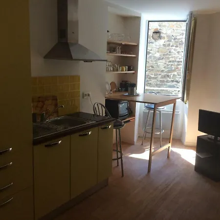 Studio Centre Apartment